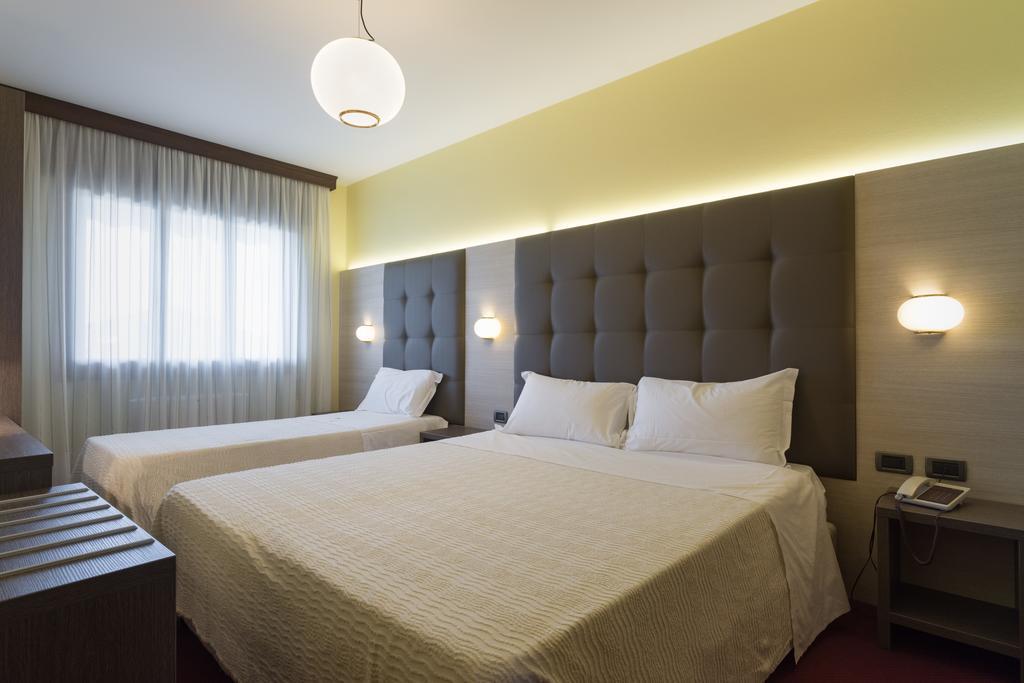 Park Hotel Ristorante Ca' Bianca Istrana Номер фото