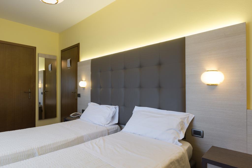 Park Hotel Ristorante Ca' Bianca Istrana Номер фото