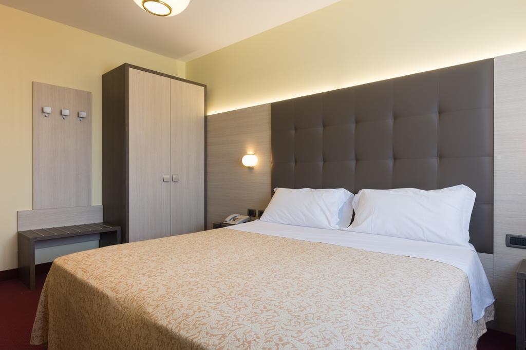 Park Hotel Ristorante Ca' Bianca Istrana Номер фото